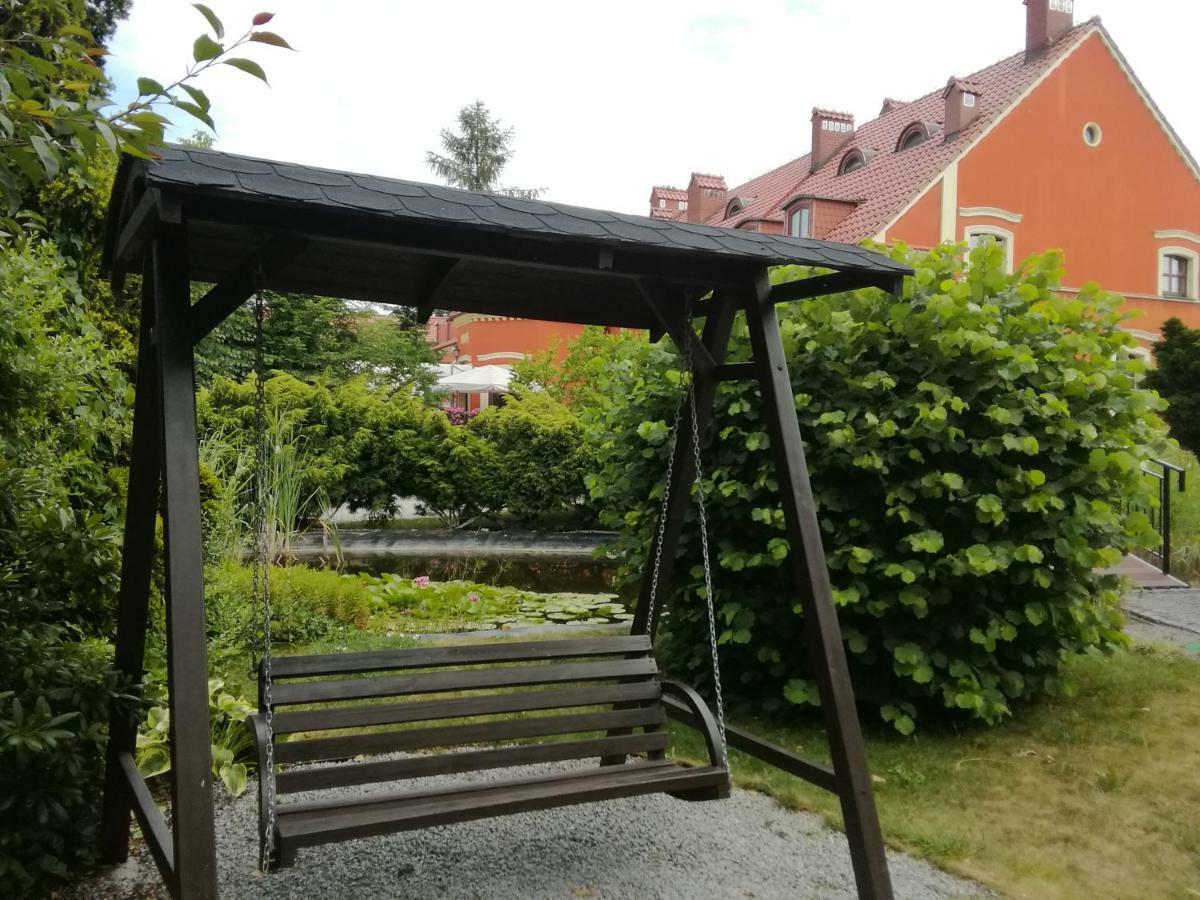 Dworek 1885 Ostrzeszow Exterior photo